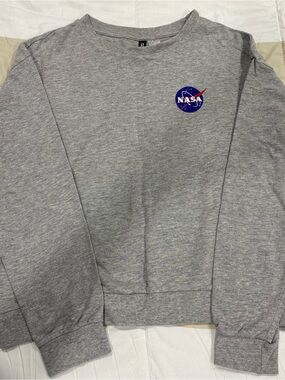 H&M Gray Long Sleeve Tee with NASA Logo